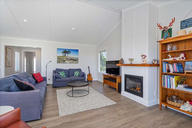 112 Ocean Close Matarangi_14