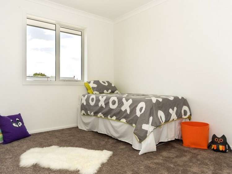 2 Fortis Place Lytton West_12