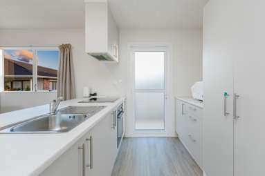 12A Sturges Road_2