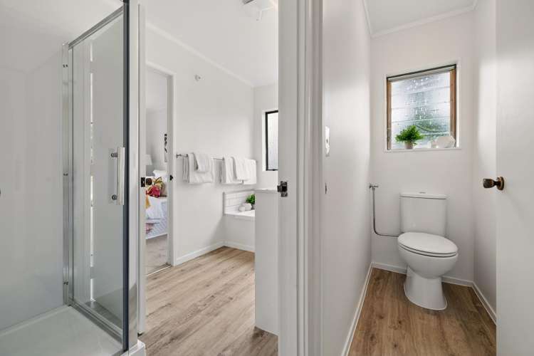 1/7 Tusac Place Totara Vale_11