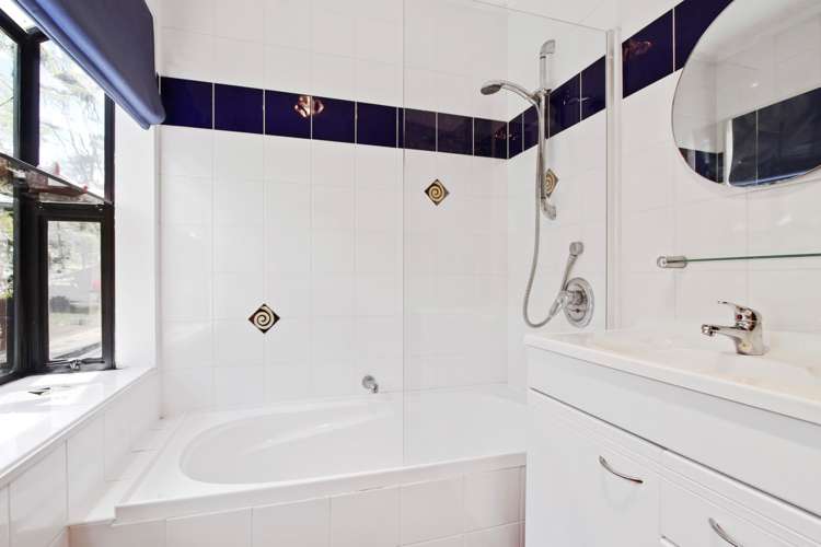 18 Karapiti Place Glen Eden_6