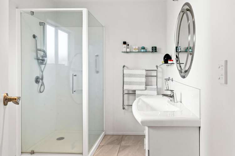 1/40 The Esplanade Westshore_9