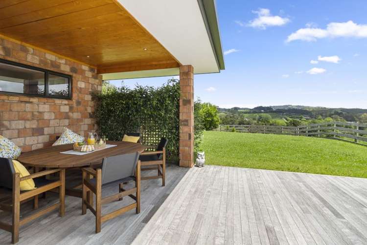 1489 Weranui Road Wainui_5