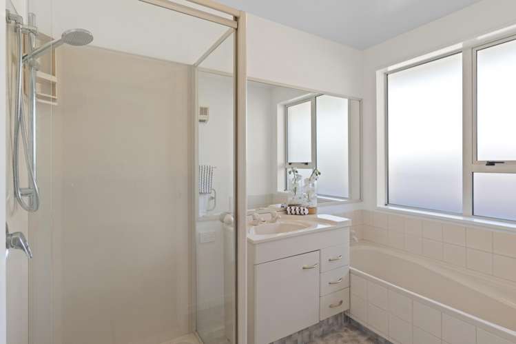 23 Wittys Road Avonhead_17