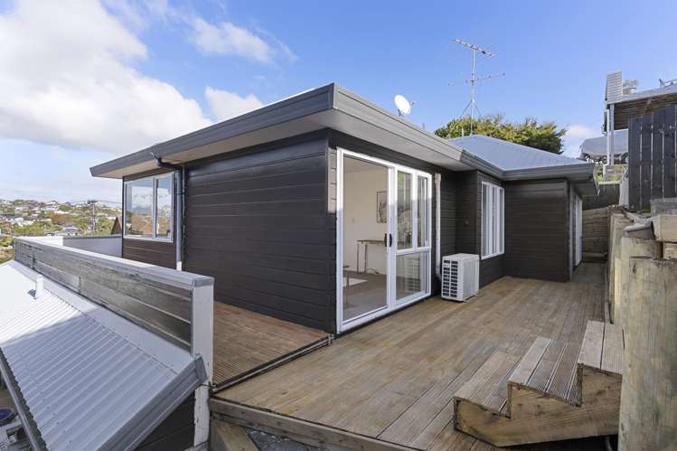 2/9 Colmar Road Mellons Bay_26