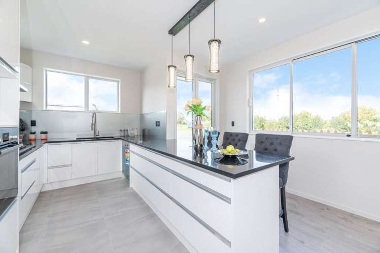 2 Greenfinch Road Hobsonville_6