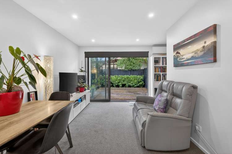 1/42 Howard Street_4