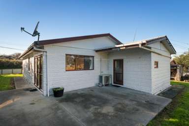 64 Consols Street_4