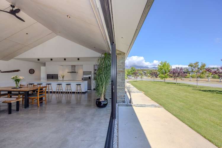 3 Hikuwai Drive Albert Town_13