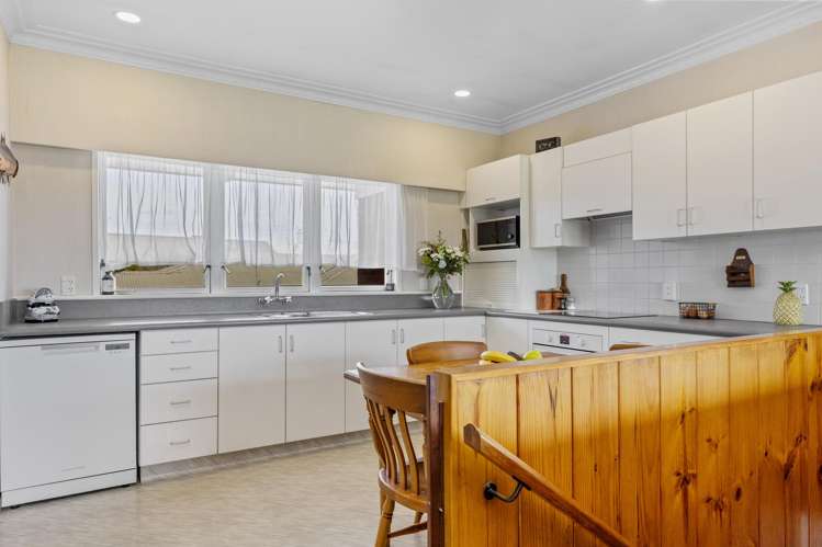 27 Ngauruhoe Street Hilltop_11