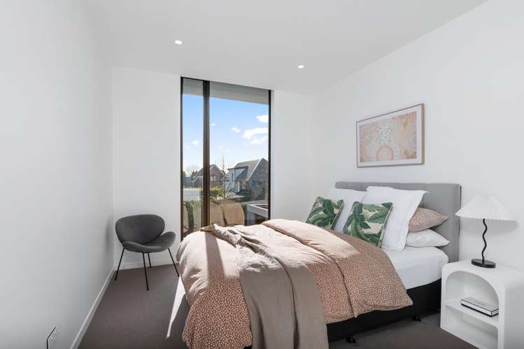 48 Clissold Street Merivale_35