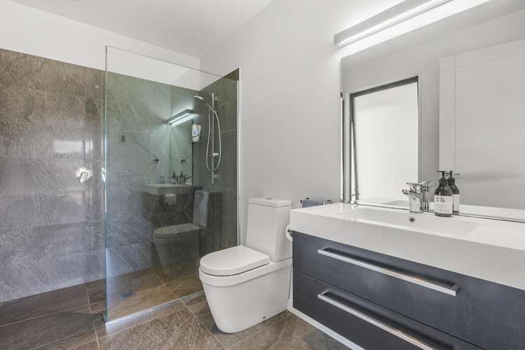 257 Gladstone Road South East Taieri_14