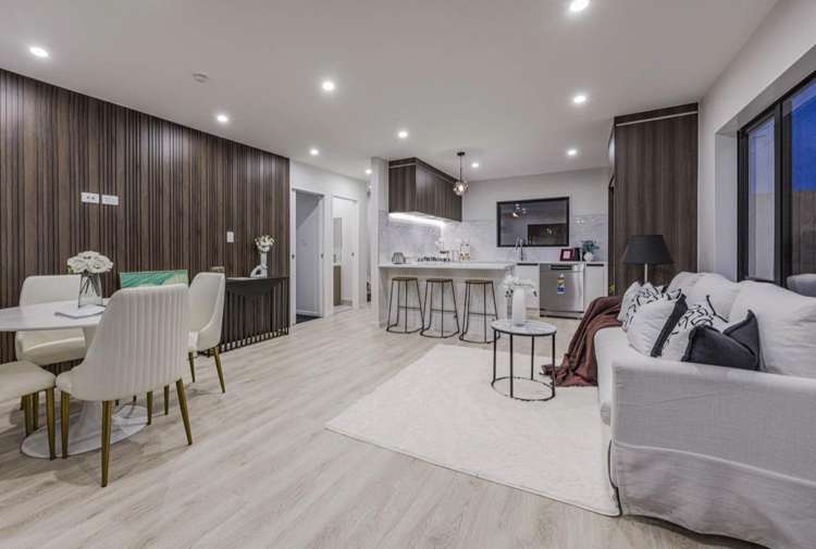 67A Russell Road_4