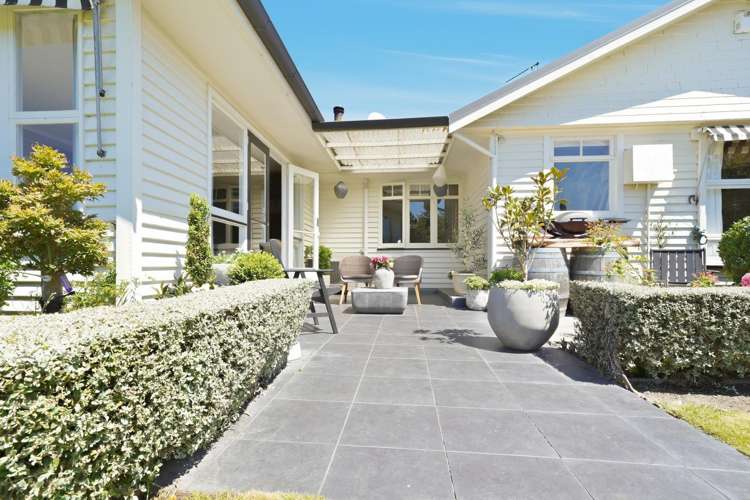 2 Church Street Amberley_30