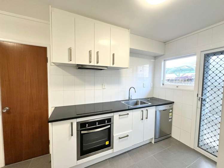 unit 3/100 St Lukes Road Mt Albert_4