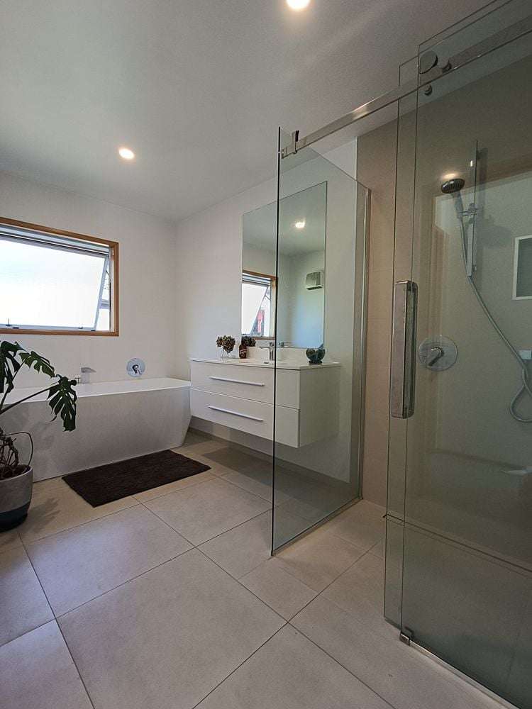 16a Russell Drive Oakura_9