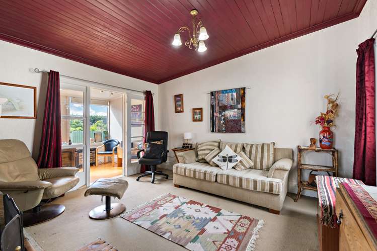 84 Palmerston Street Riverton_6