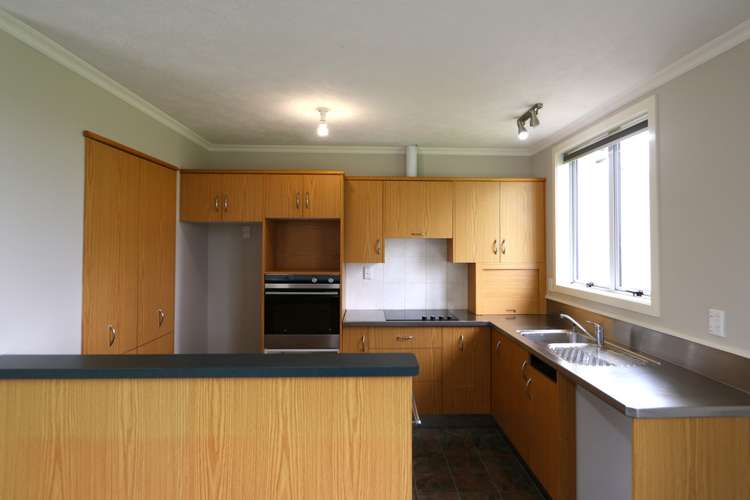 496 Flora East Makarewa_7