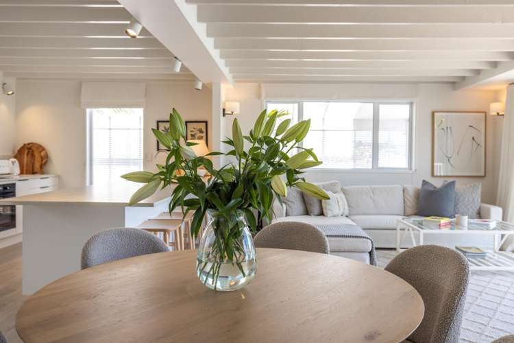 12 Esslin Road Surfdale_8