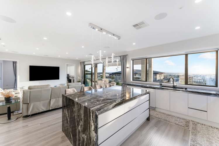 13 Michael Richard Place East Tamaki Heights_6