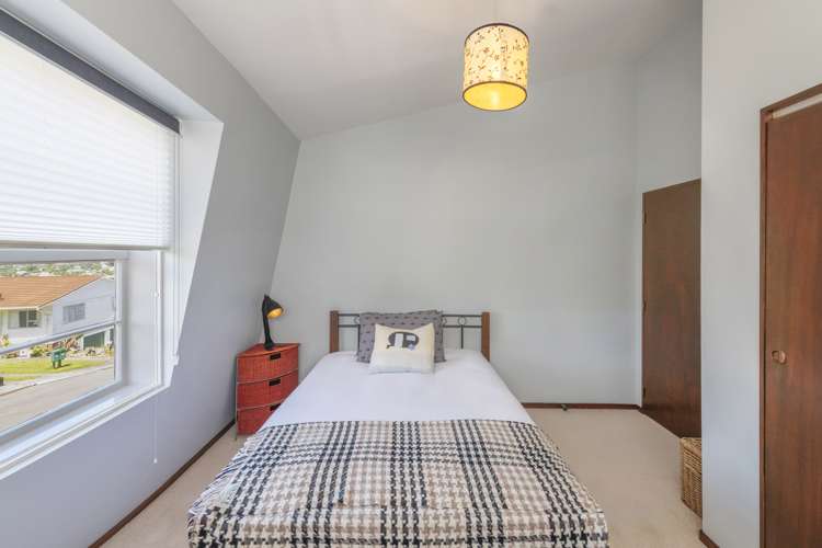 7 Epping Grove Karori_10