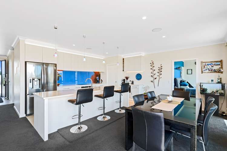 38 Houkura Rise Whatawhata_3