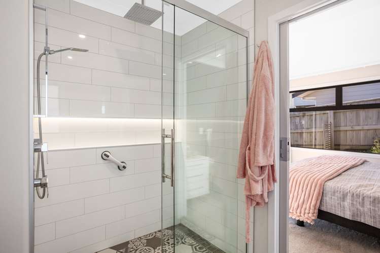 1 Grace Cove Aotea_17