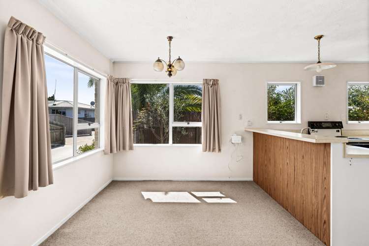 1/11 Gebbie Road Taradale_7