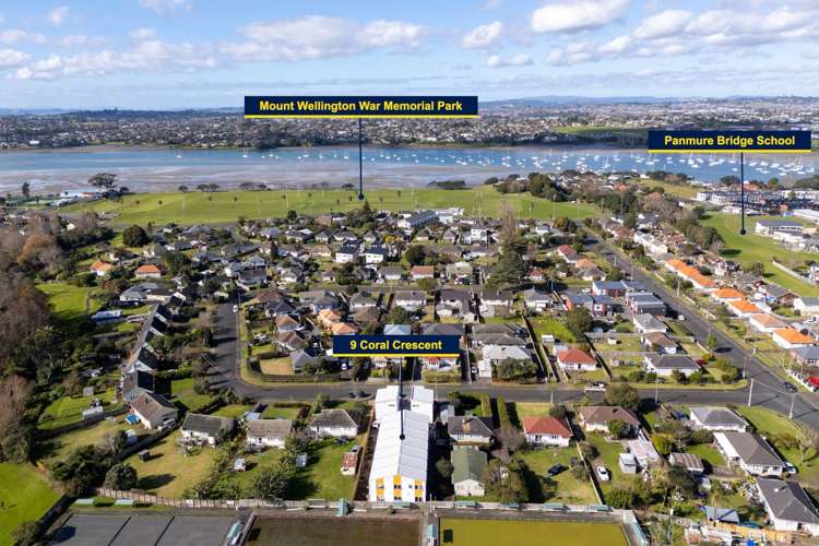 8/9 Coral Crescent Panmure_17