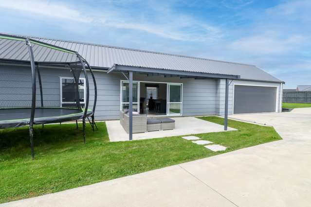 34 Peppertree Glade Kelvin Grove_2