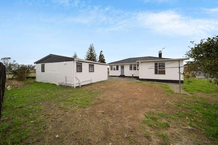 15 Mayflower Close Mangere East_17
