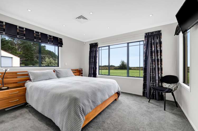 16 Beach Road Urenui_17