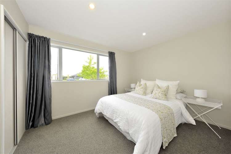19 Farnborough Way Rolleston_9