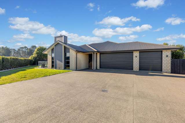 Triple Garage!! Fabulous Home!!