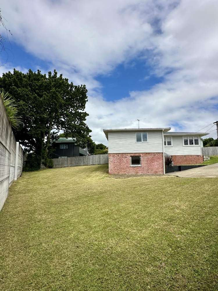 22 Paton Avenue Te Atatu South_14