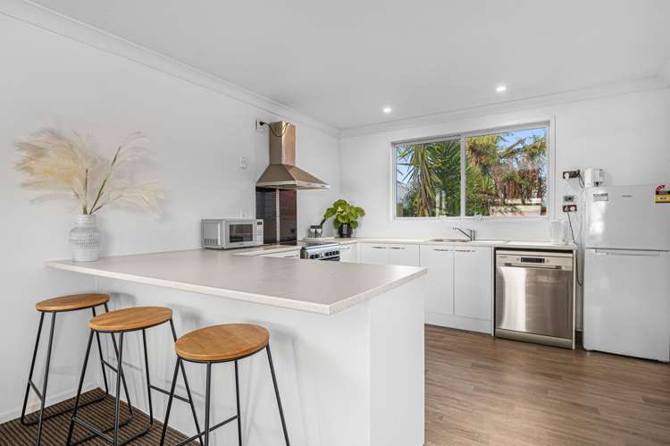 11B Willow Avenue Hannahs Bay_7