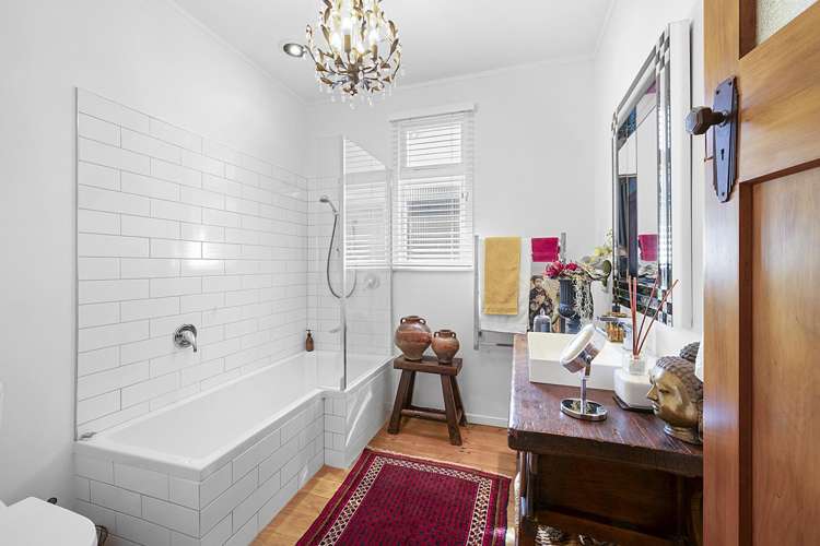 11 Burns Street Westown_10