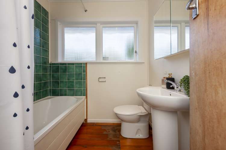 18 Tui Road Raumati Beach_20