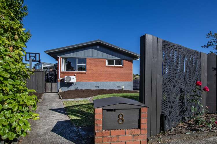 8 Moa Place Onerahi_1