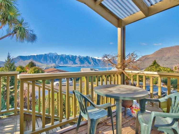 30 Avalon Crescent Fernhill/Sunshine Bay_14