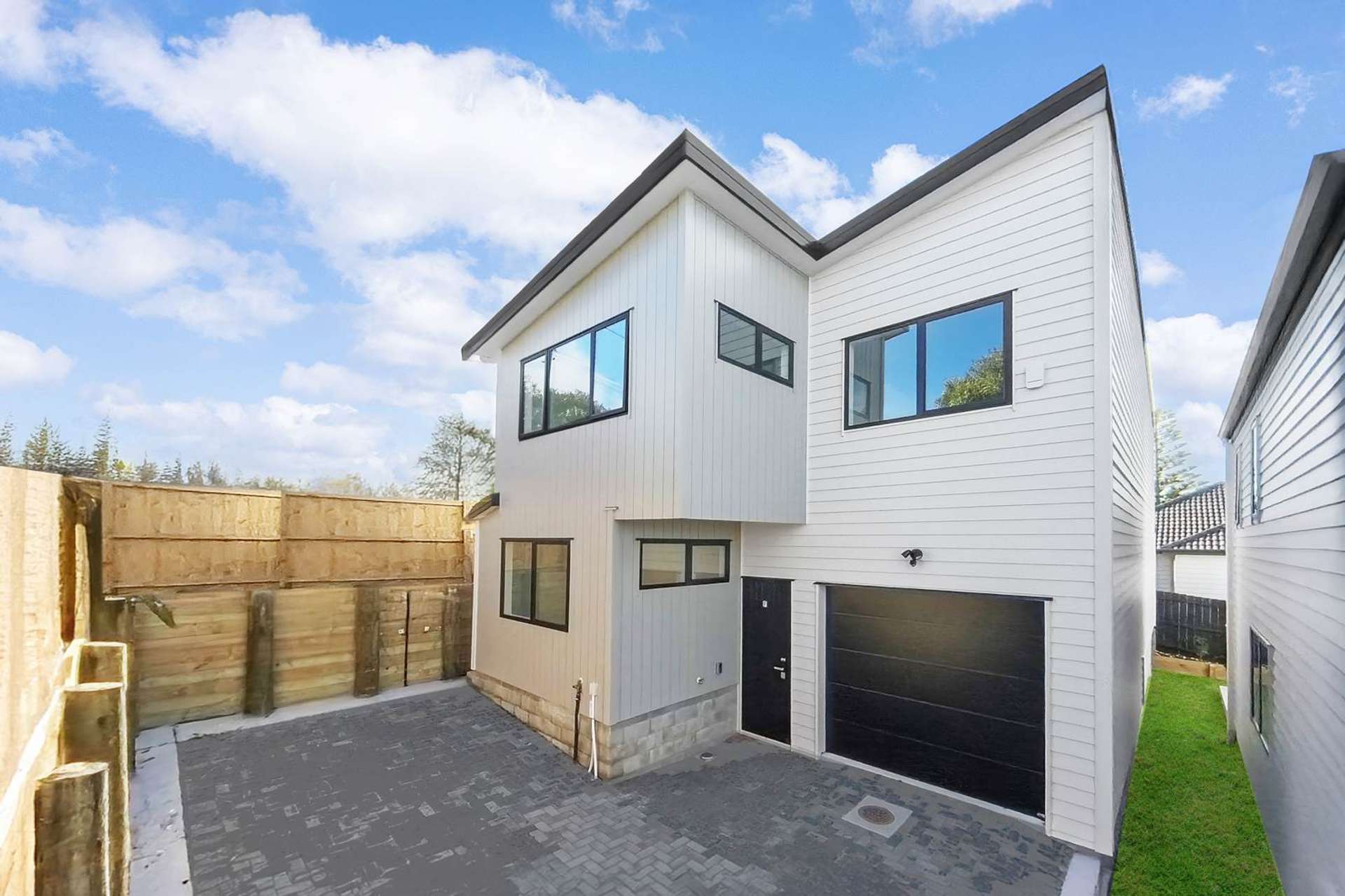 4f Bruce Road Glenfield_0