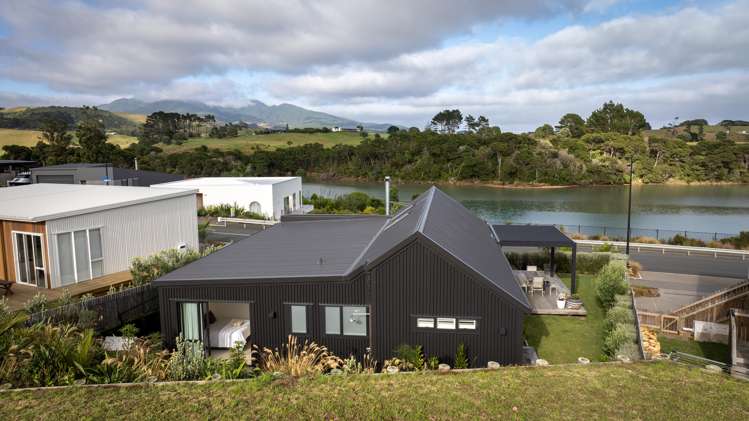 13 Rangitahi Road Raglan_21