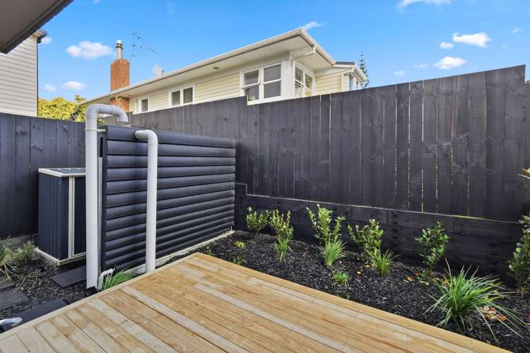 16 Geneva Place Blockhouse Bay_7
