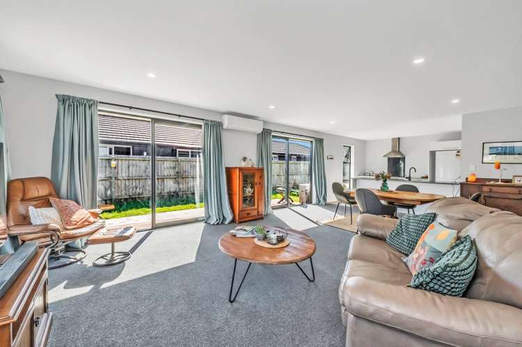 19 Stormlea Drive Southbridge_1