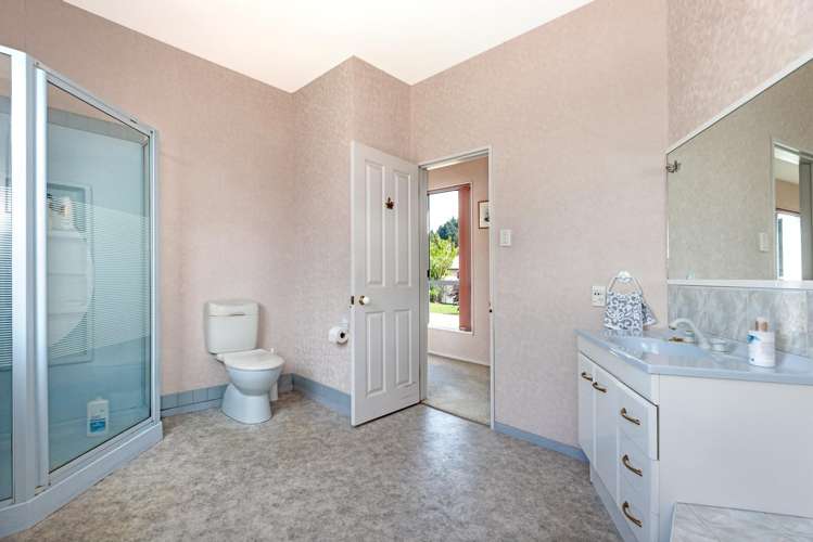 15 Island Road Whataupoko_12