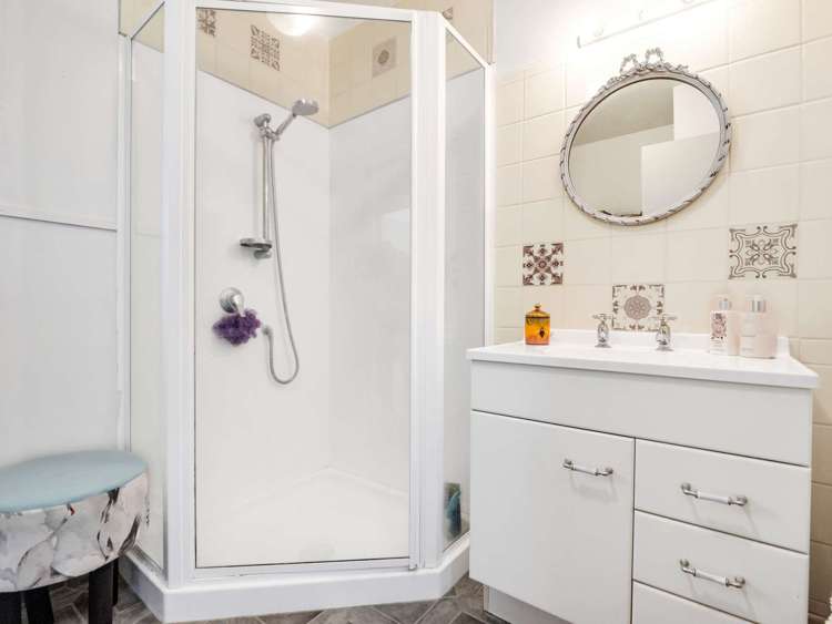 16 Rangiwhea Road Waiuku_16