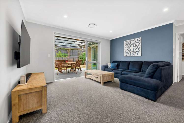 144 Eighth View Avenue Beachlands_10