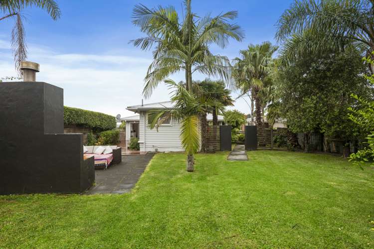 19 Noall Street Te Atatu Peninsula_24