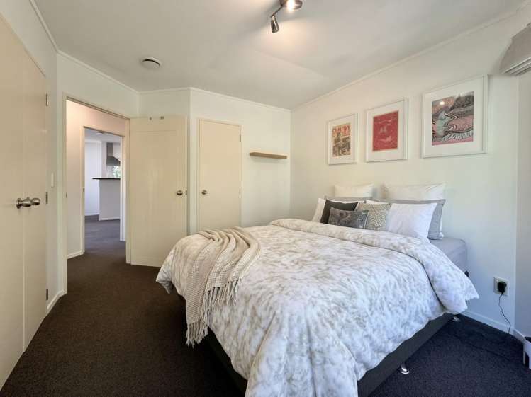 7a Landing Road Titirangi_18