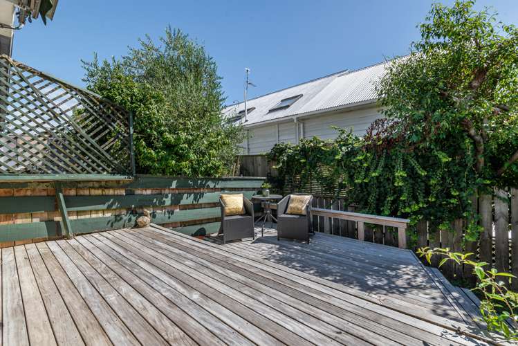 2/24 Hastings Parade Devonport_6